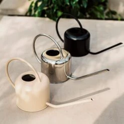 Gießkanne 0,9L Schwarz -Einrichtungsgeschäft 401601 33612