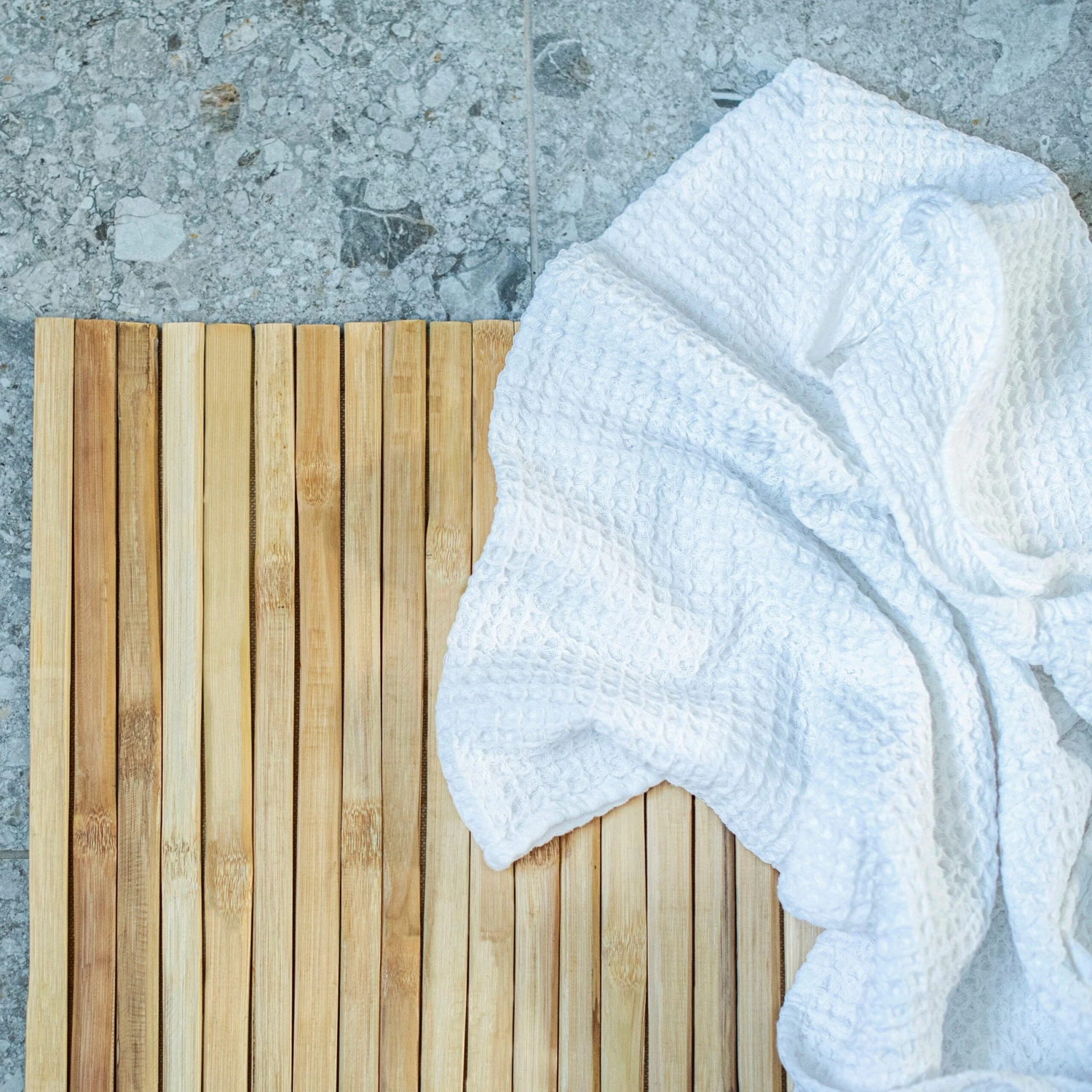 Handtuch Våffla 100x150cm Weiß 4 Handtuch Våffla 100x150cm Weiß – Bild 2